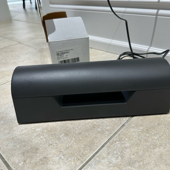 Professional UV nail gel lamp - Picture 3 of 6